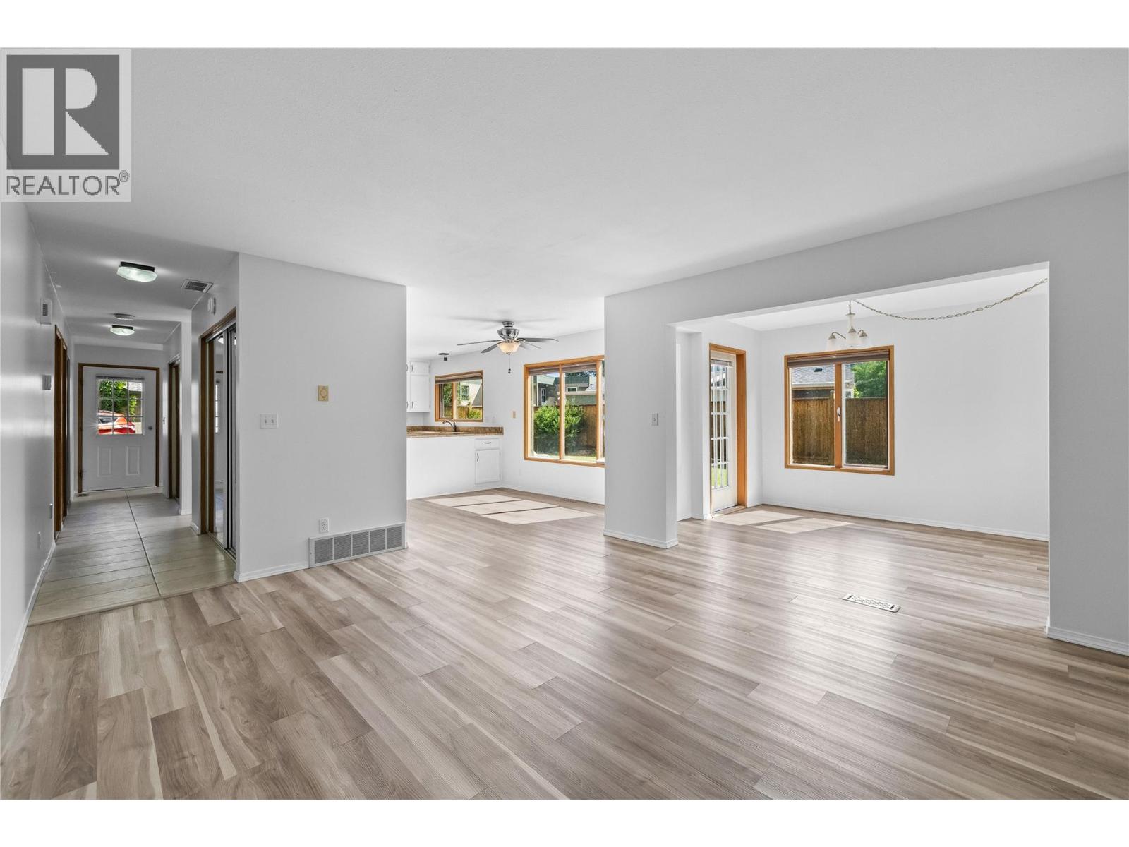 #3402 415 Commonwealth Road - 9
