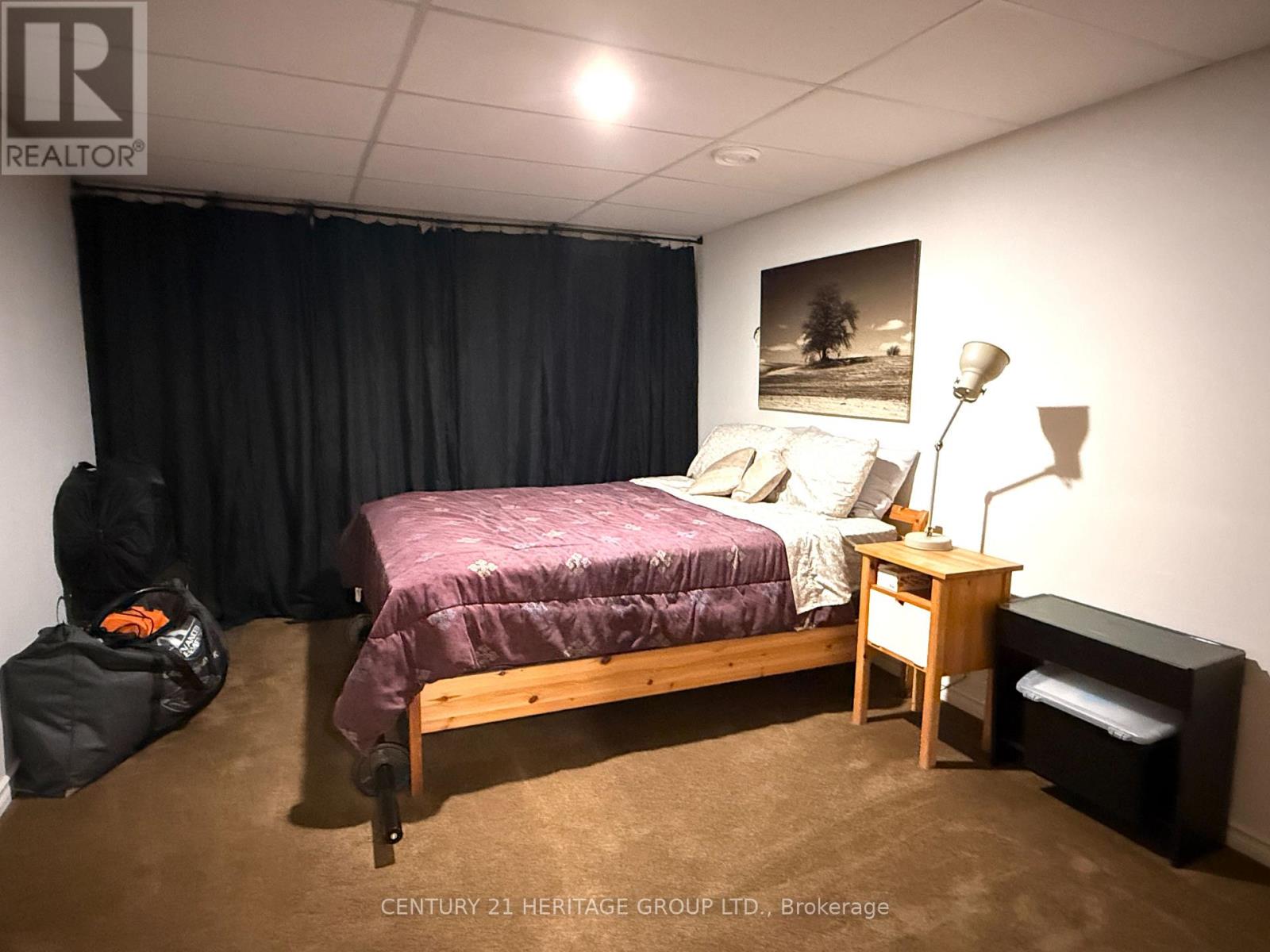 49 SHORE CRESCENT - 32