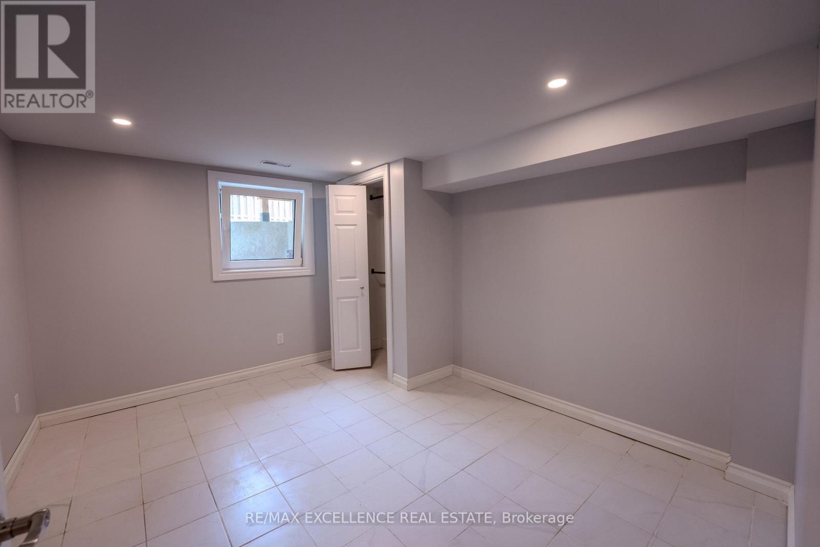 21 ELIZABETH STREET - 29