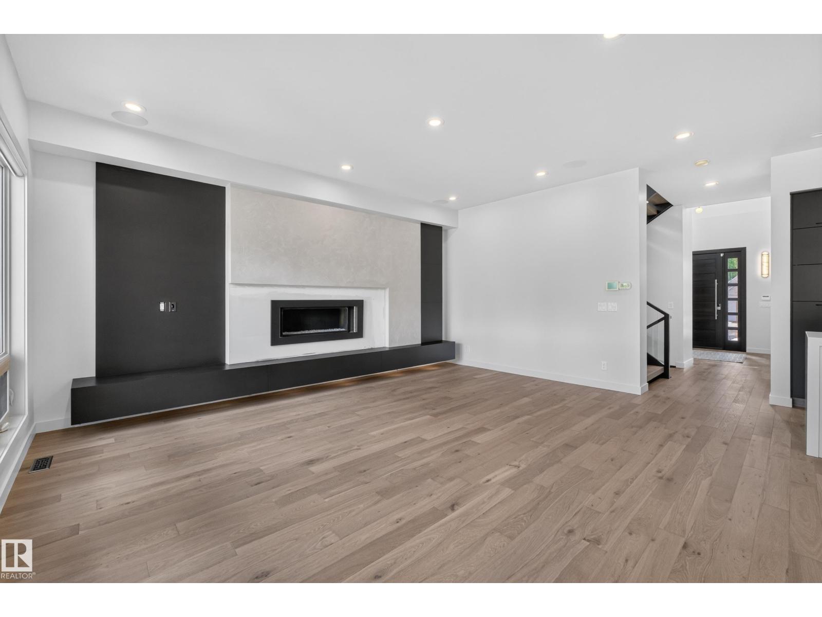9415 144 ST NW - 13