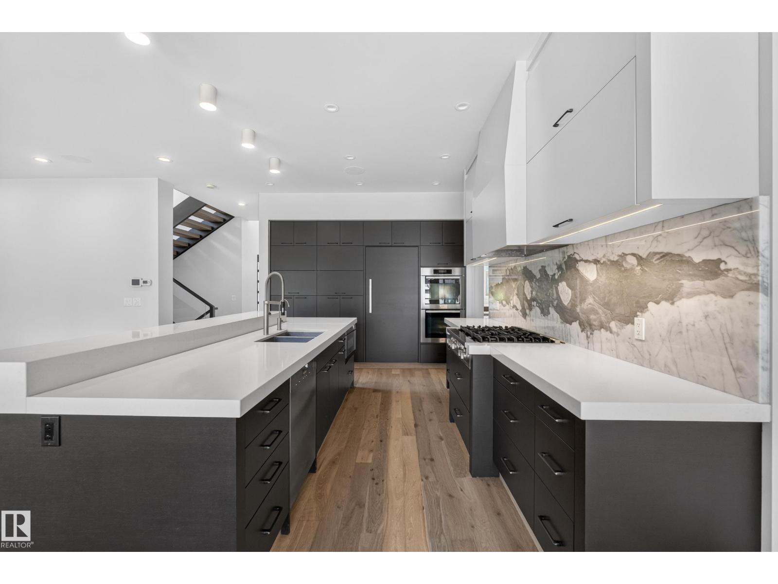 9415 144 ST NW - 18