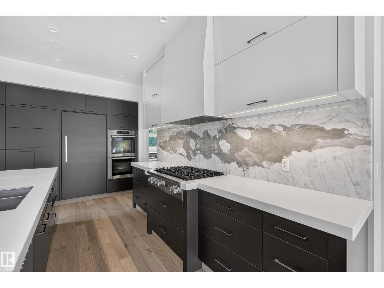 9415 144 ST NW - 20