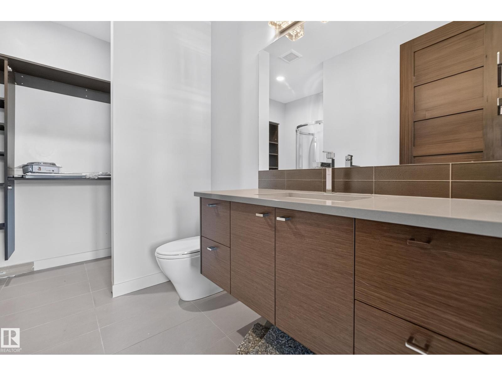 9415 144 ST NW - 34
