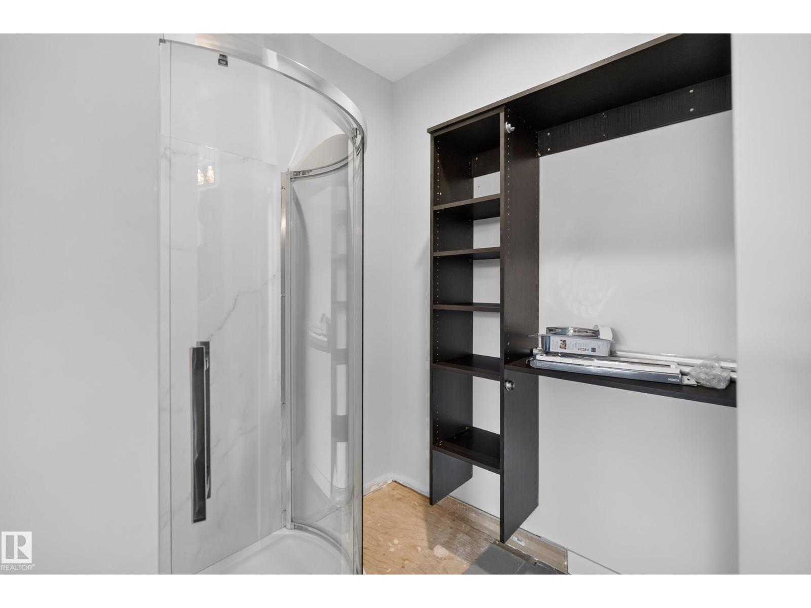 9415 144 ST NW - 35