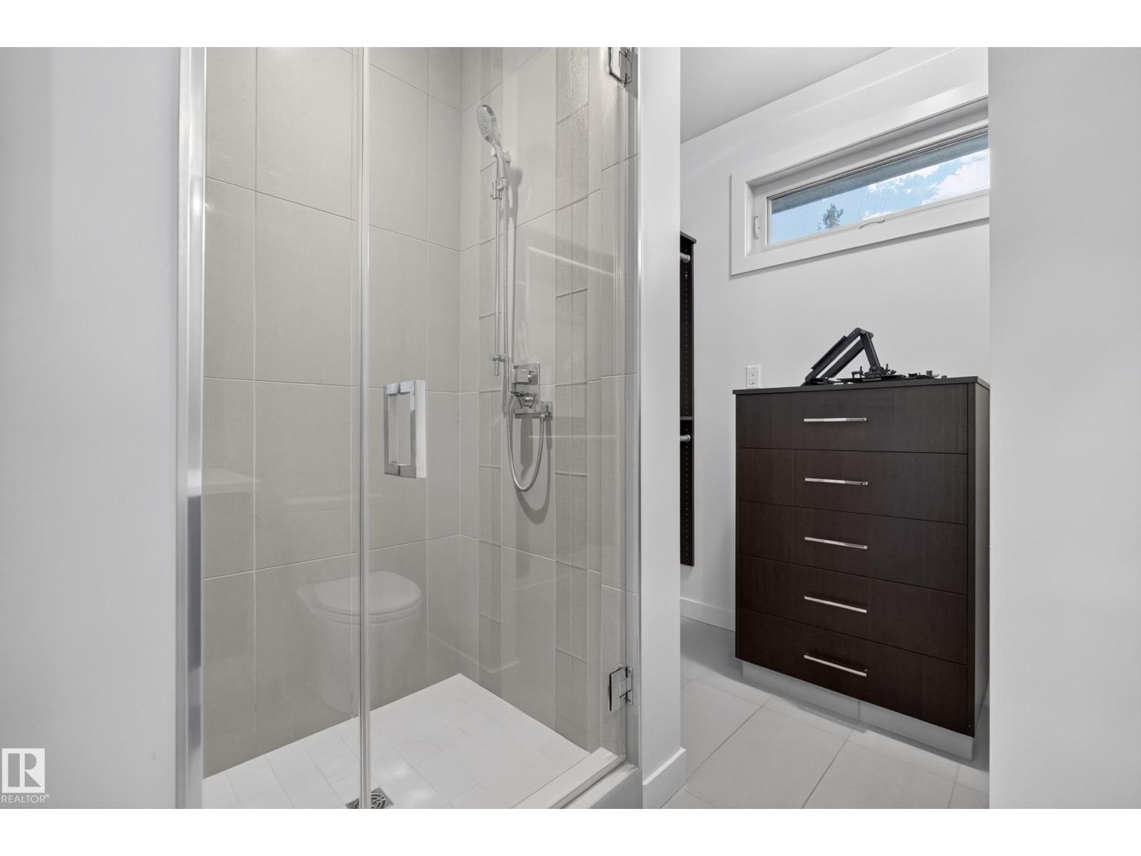 9415 144 ST NW - 41