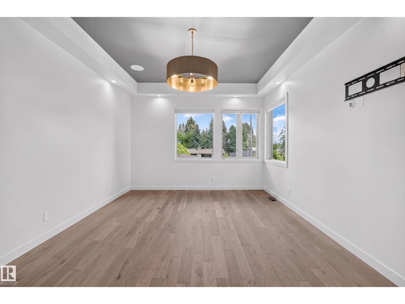 9415 144 ST NW - 43