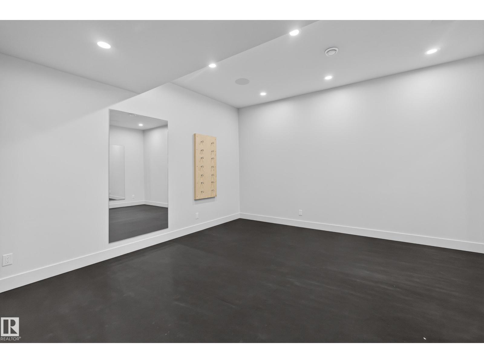 9415 144 ST NW - 53