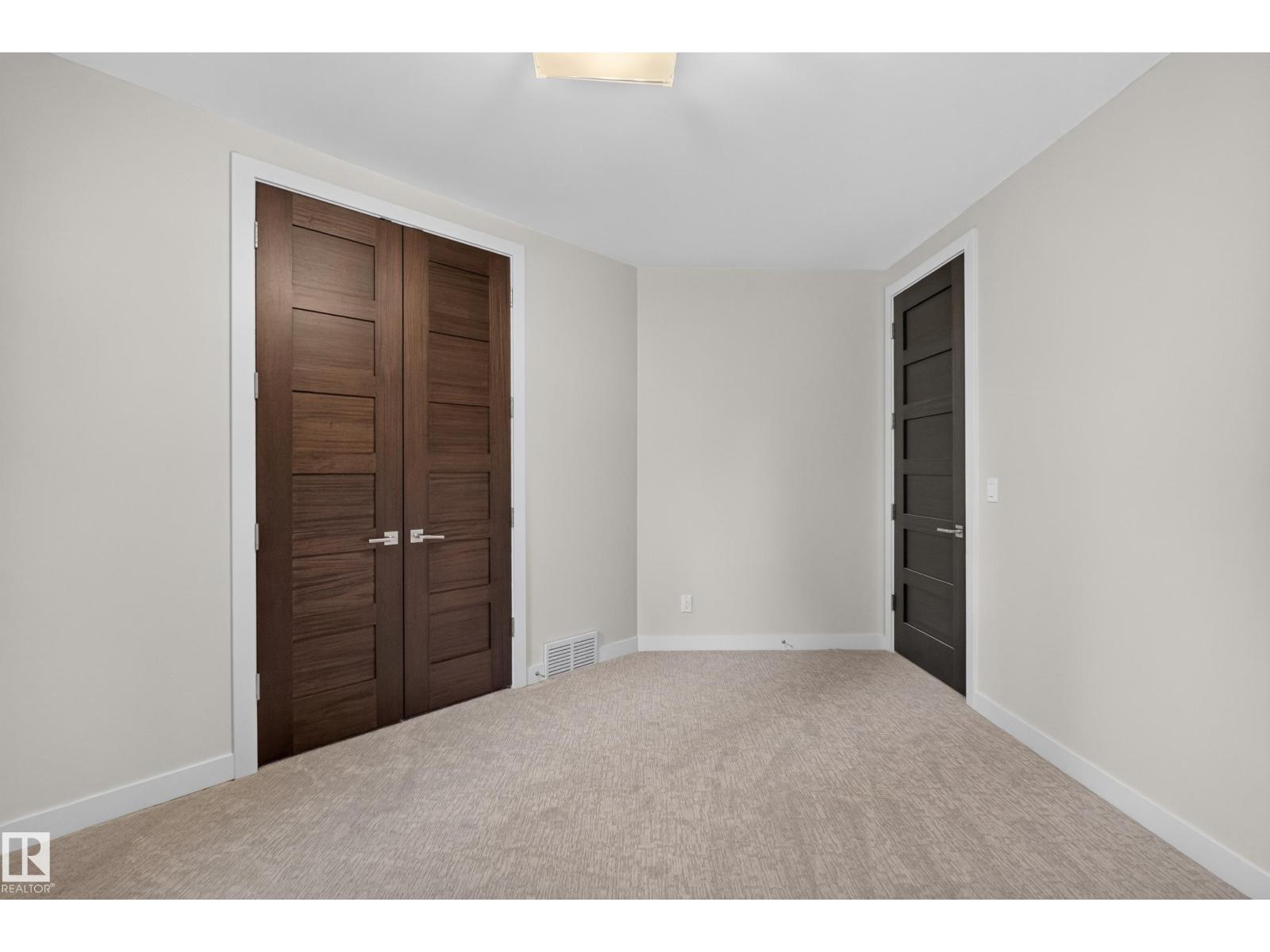 9415 144 ST NW - 64