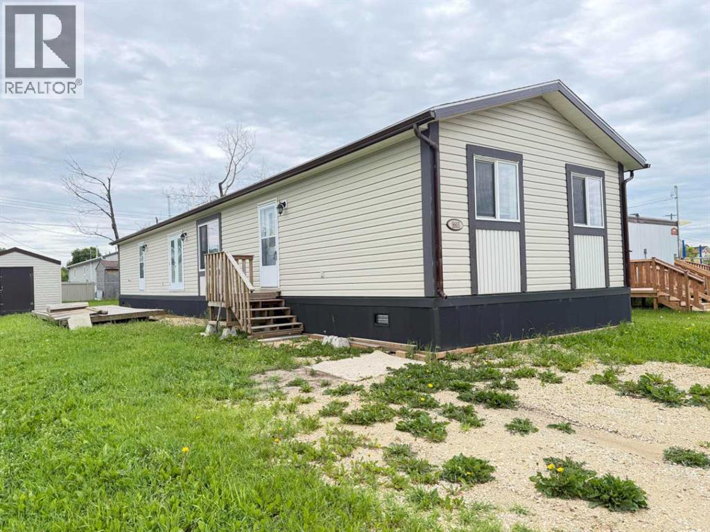 9905 103 Avenue - 25