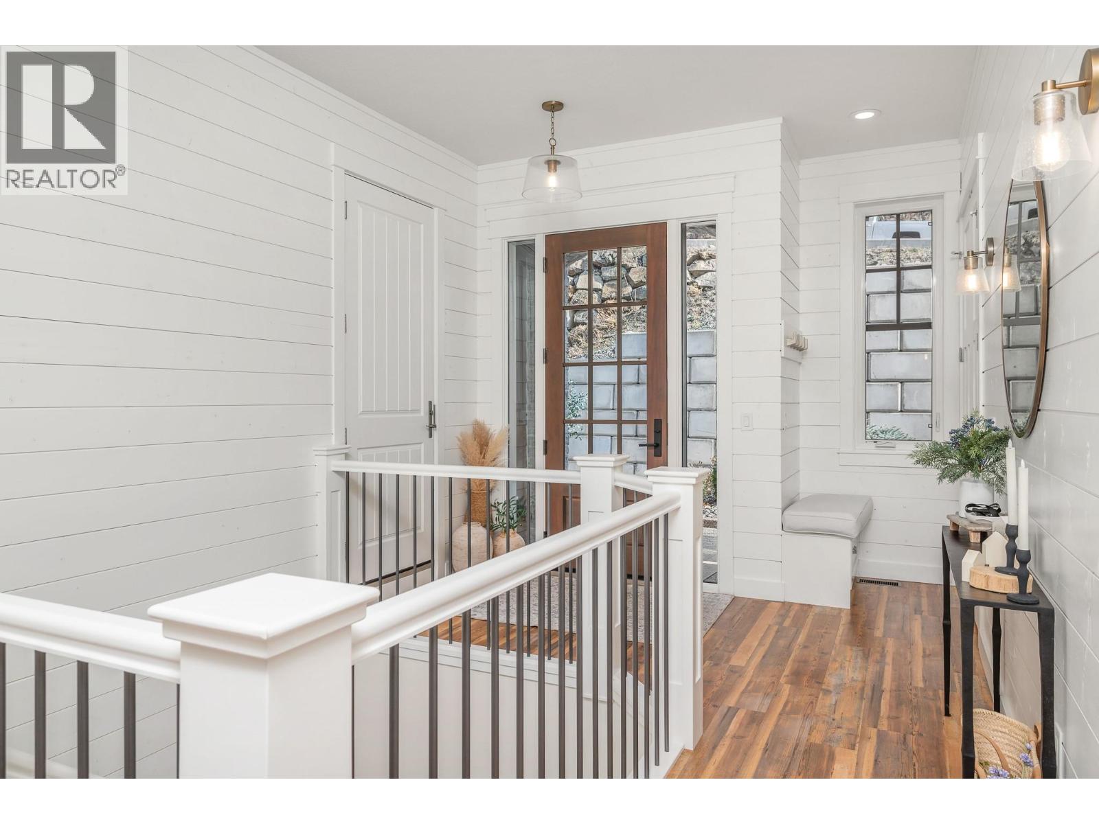 #2 70 Kestrel Place - 4