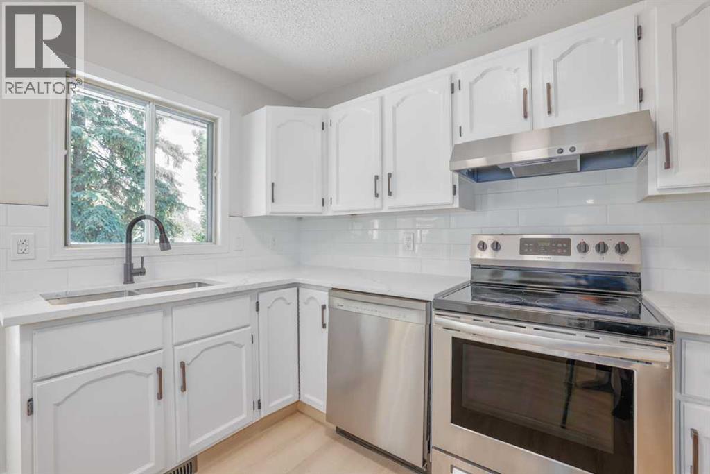 208 Macewan Valley Road NW - 11