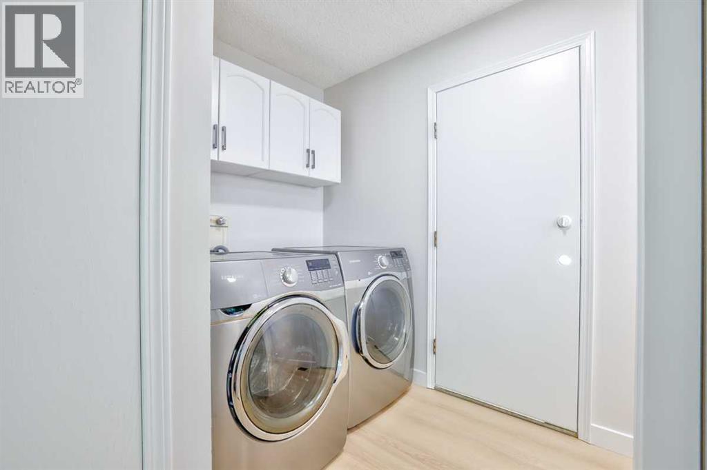 208 Macewan Valley Road NW - 19