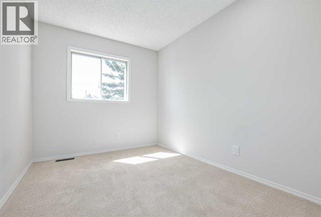 208 Macewan Valley Road NW - 25