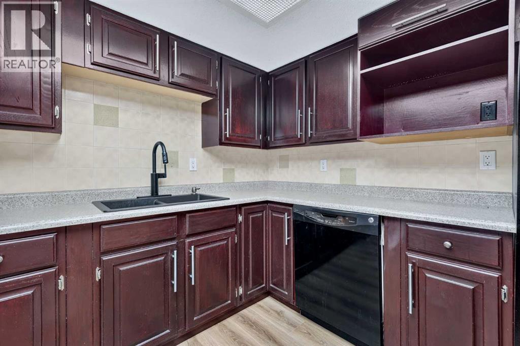 #118 2425 90 Avenue SW - 27