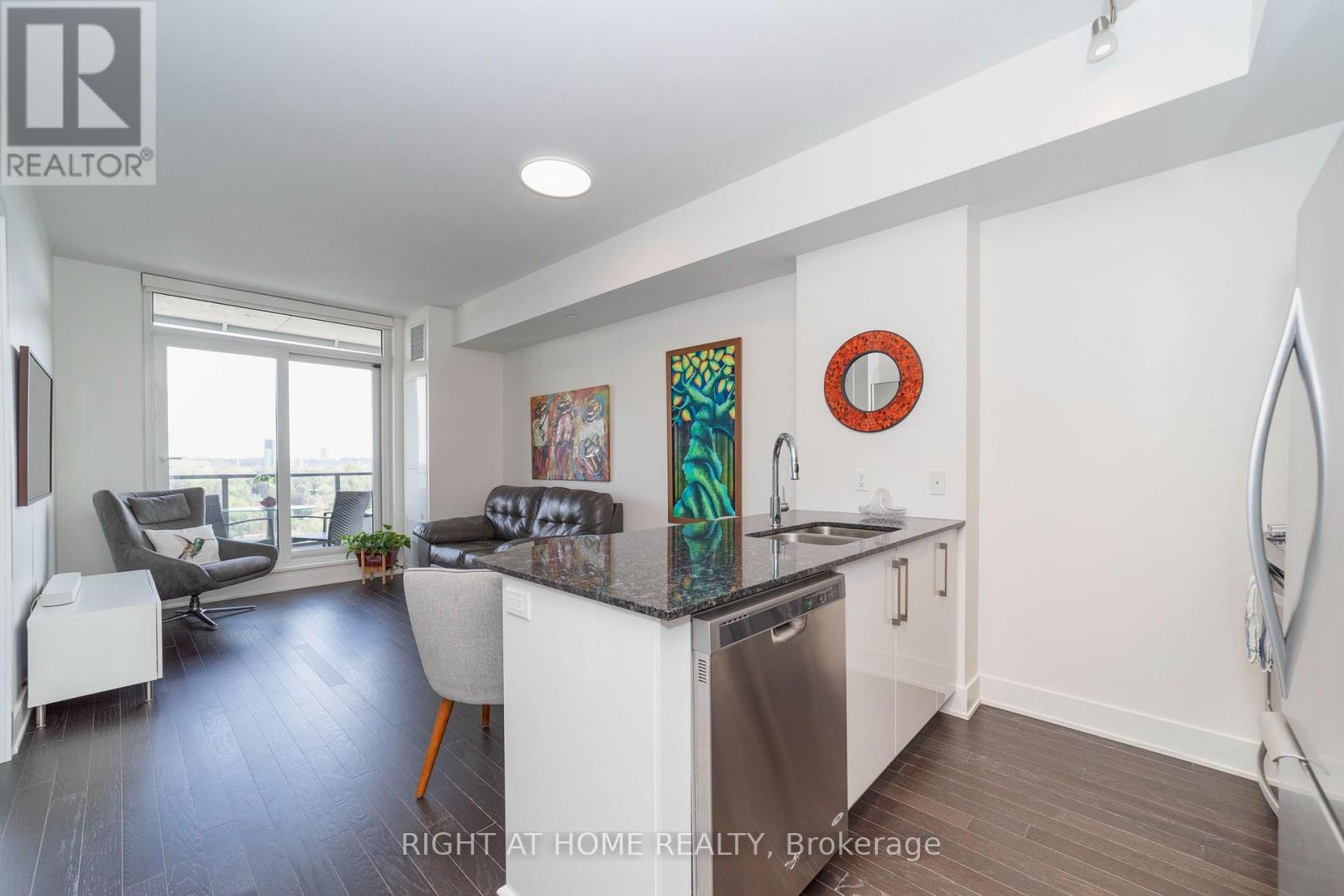 1 Bed, 1 Bath House for Sale in Ottawa – 1309 – 485 RICHMOND ROAD, Ottawa – MLS# X13553210 - Image 7