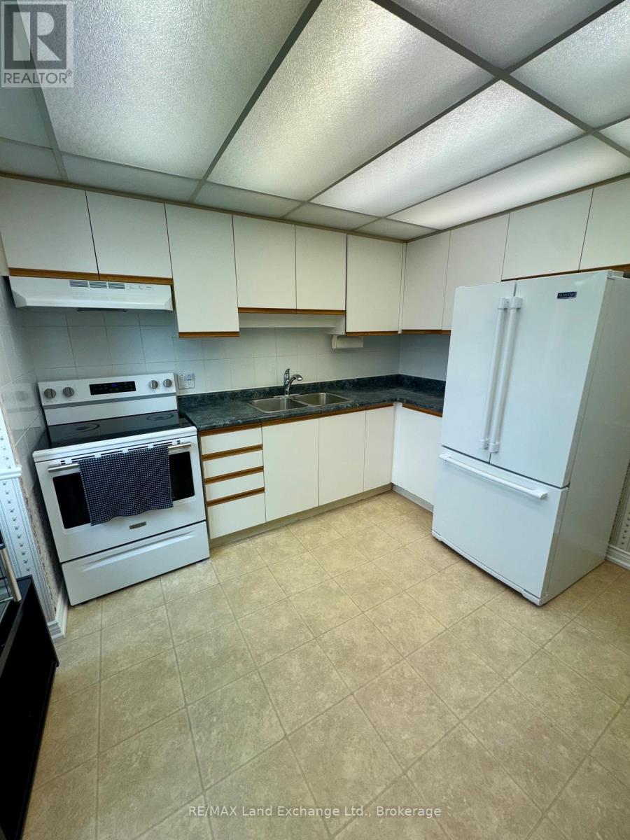 #31 31 PHILIP PLACE - Image 7