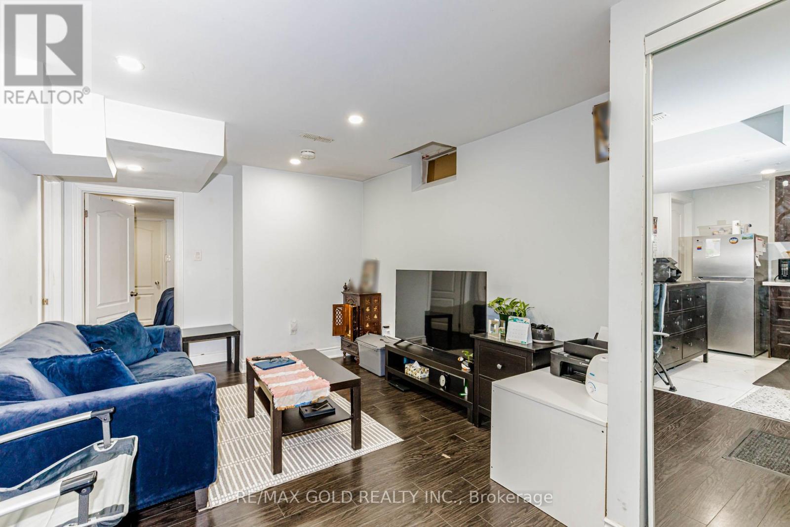 4 TRUDELLE CRESCENT - 25