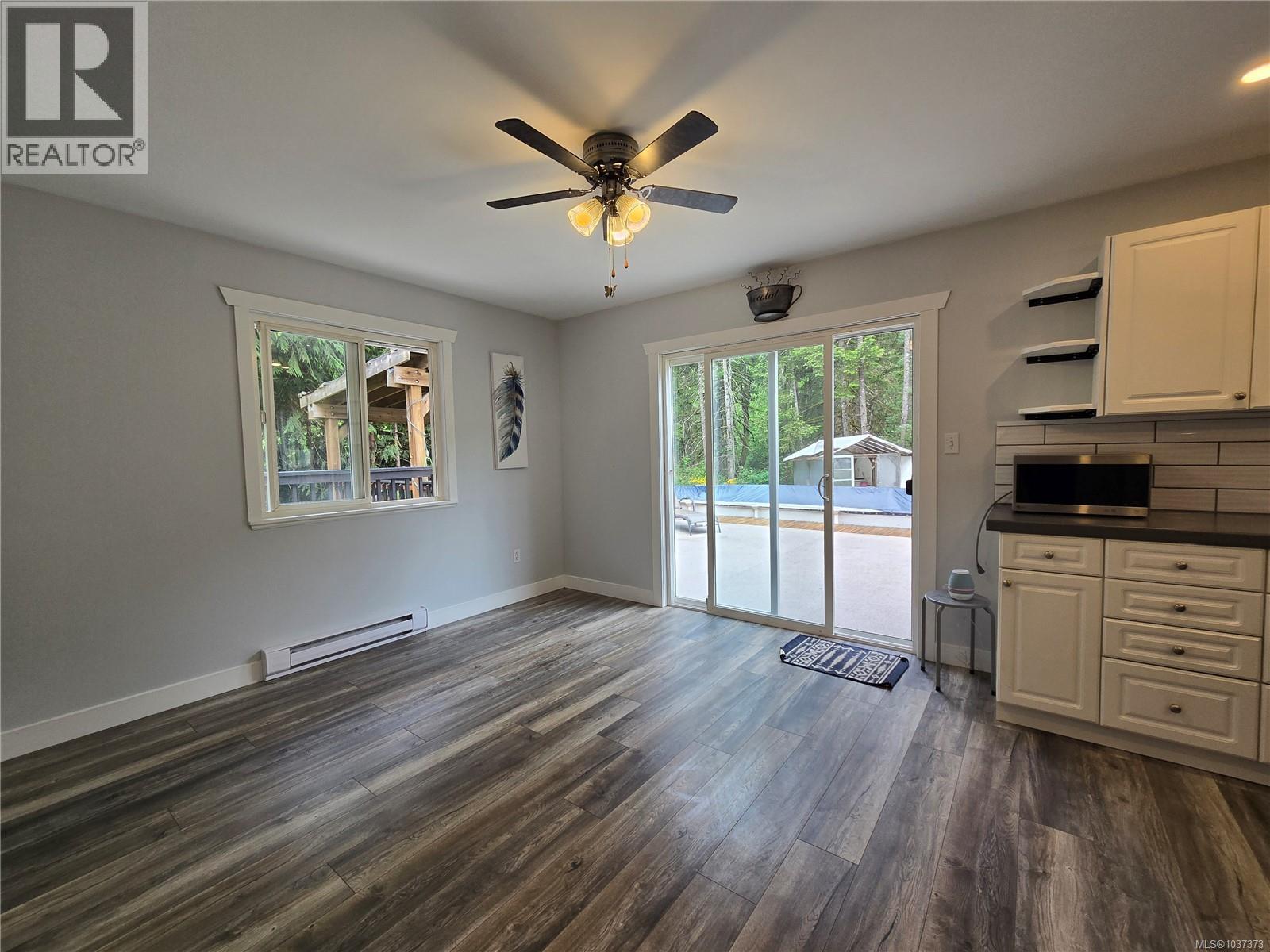 3271 Thain Rd - 6
