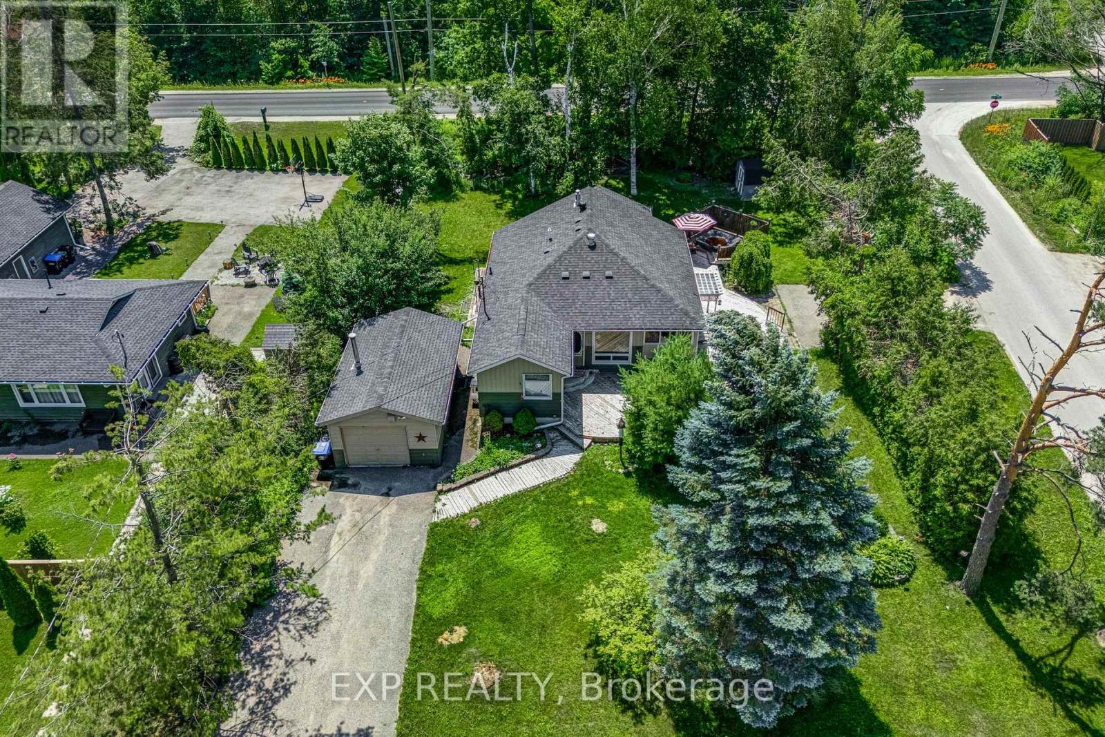 3909 RICHVIEW ROAD - 1