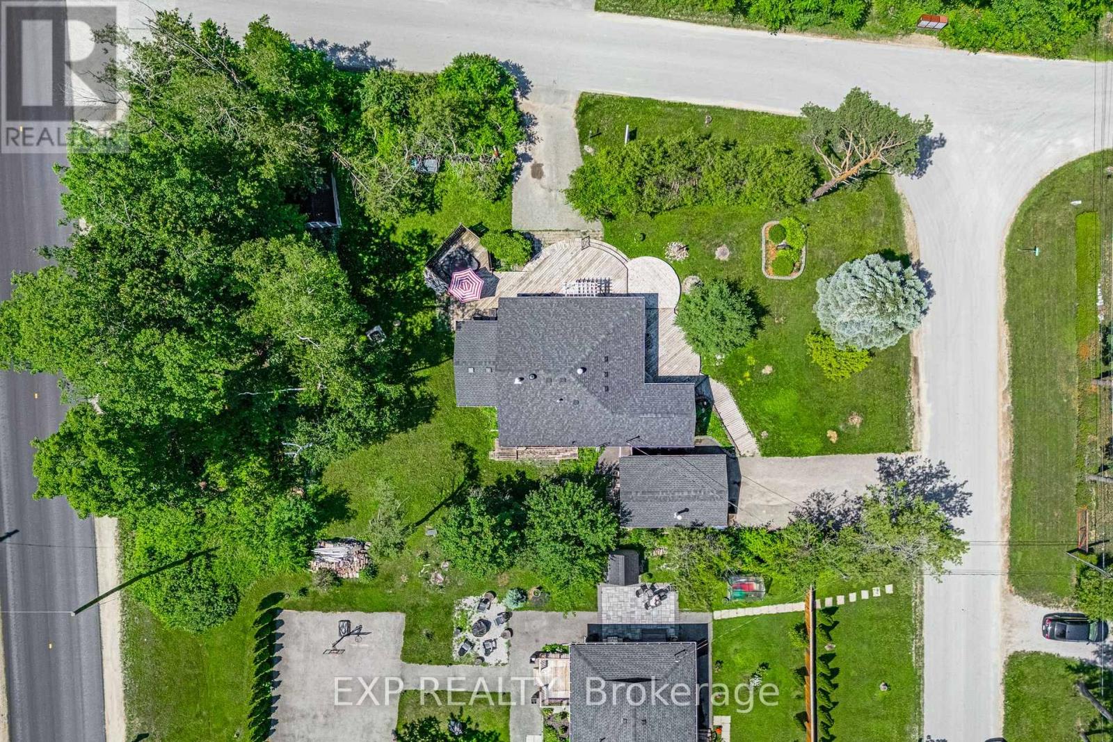 3909 RICHVIEW ROAD - 37
