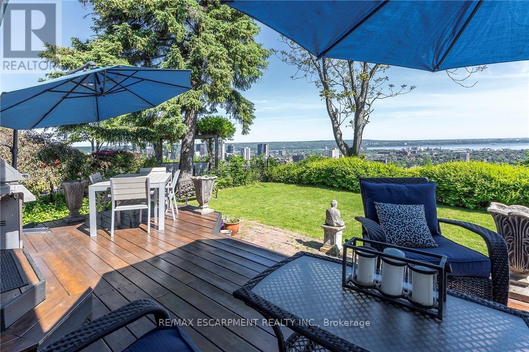 47 MOUNTAIN PARK AVENUE - 37