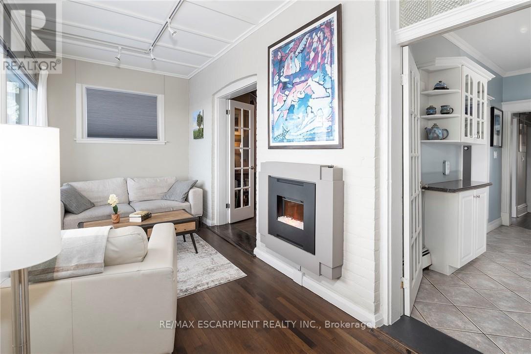 47 MOUNTAIN PARK AVENUE - 16