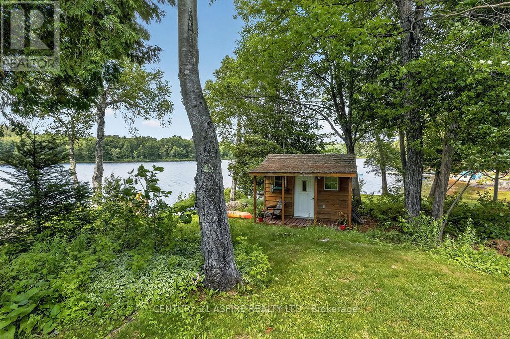 324 RANTZ ROAD - 40