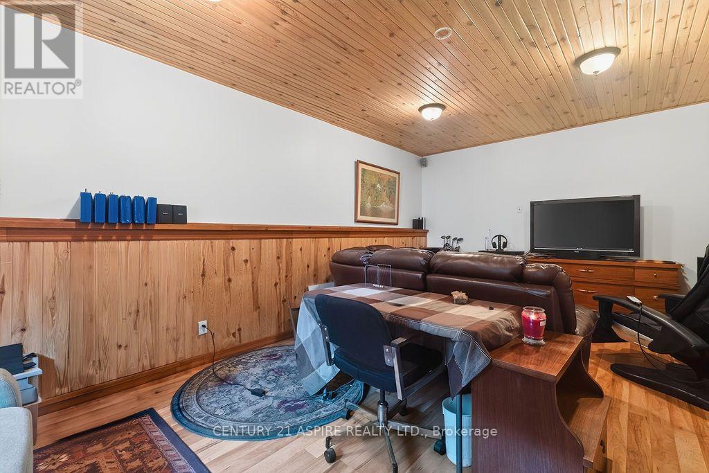 324 RANTZ ROAD - 5