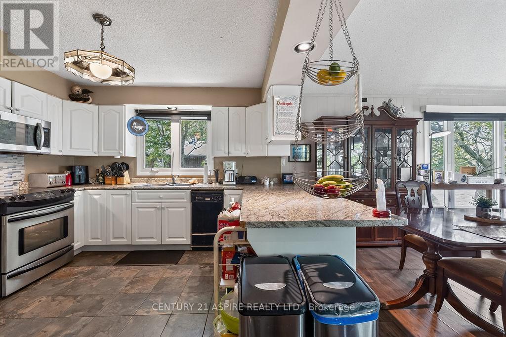 324 RANTZ ROAD - 8