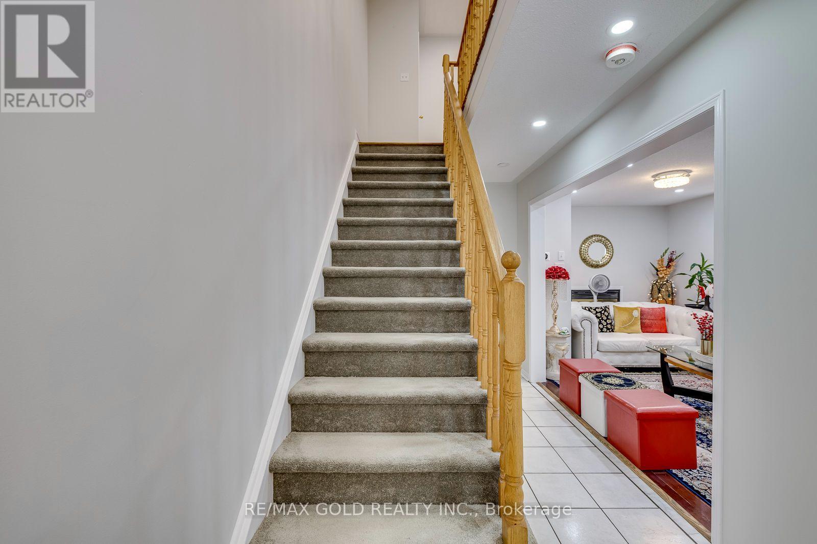911 GOLDEN FARMER WAY - 14