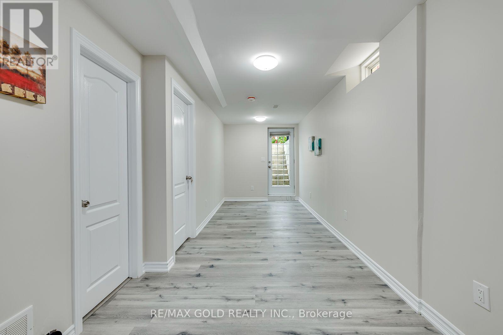 911 GOLDEN FARMER WAY - 31