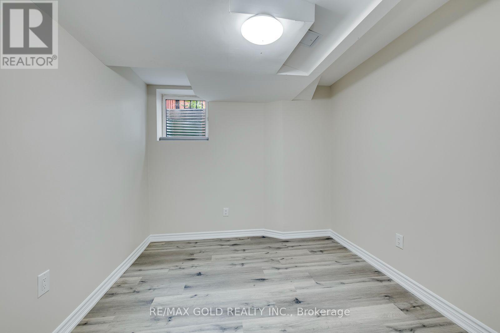 911 GOLDEN FARMER WAY - 42