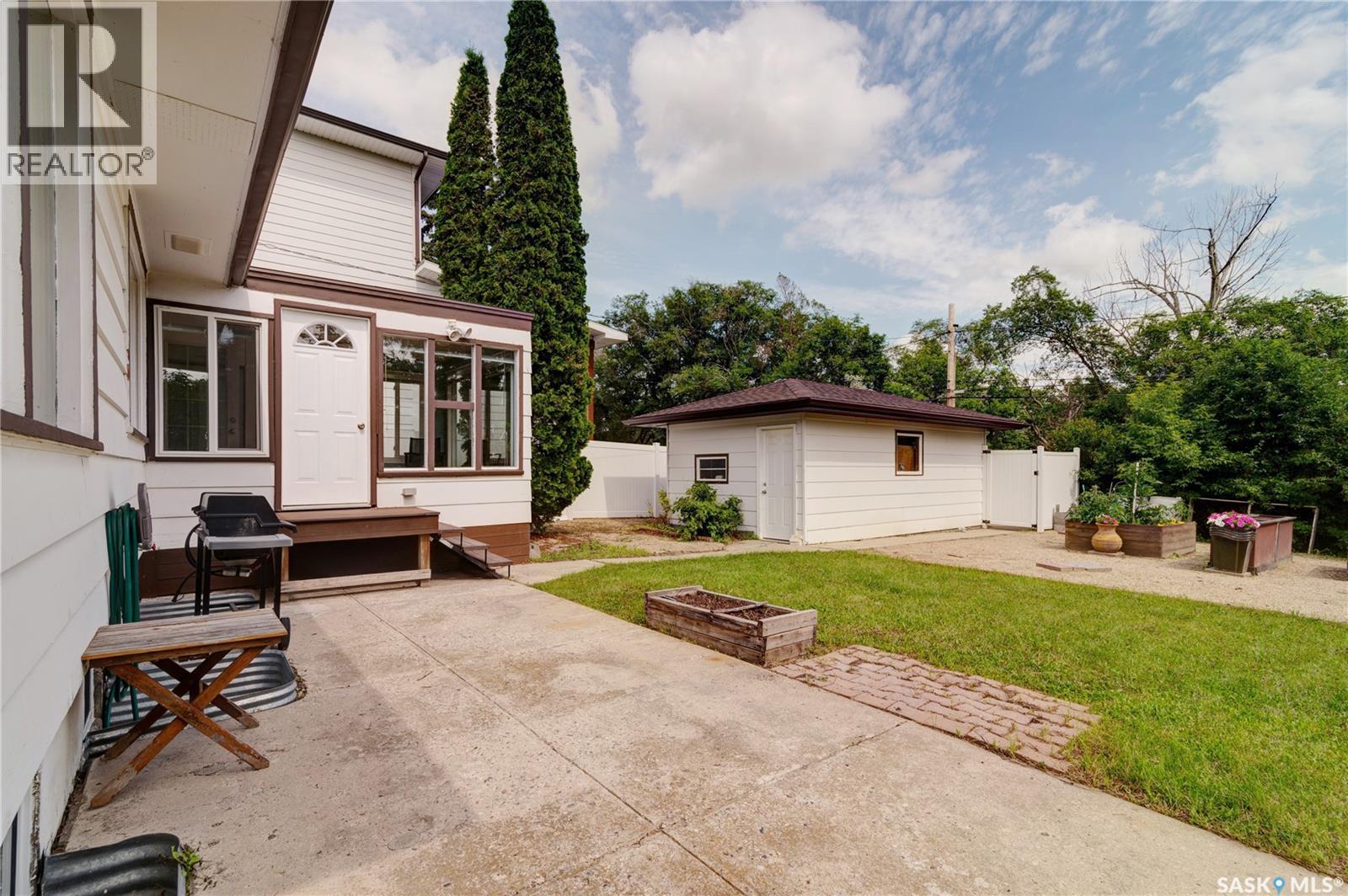 2923 Quinn DRIVE — photo 32