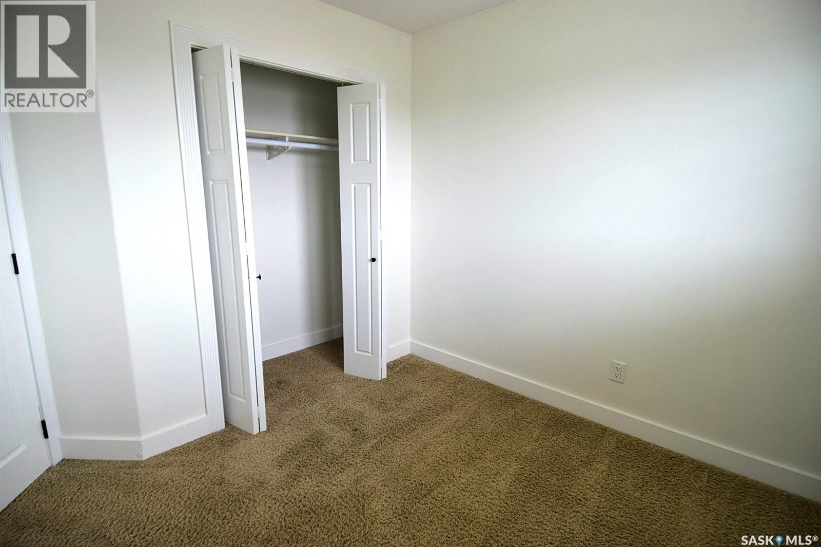 242 Geary CRESCENT - 25
