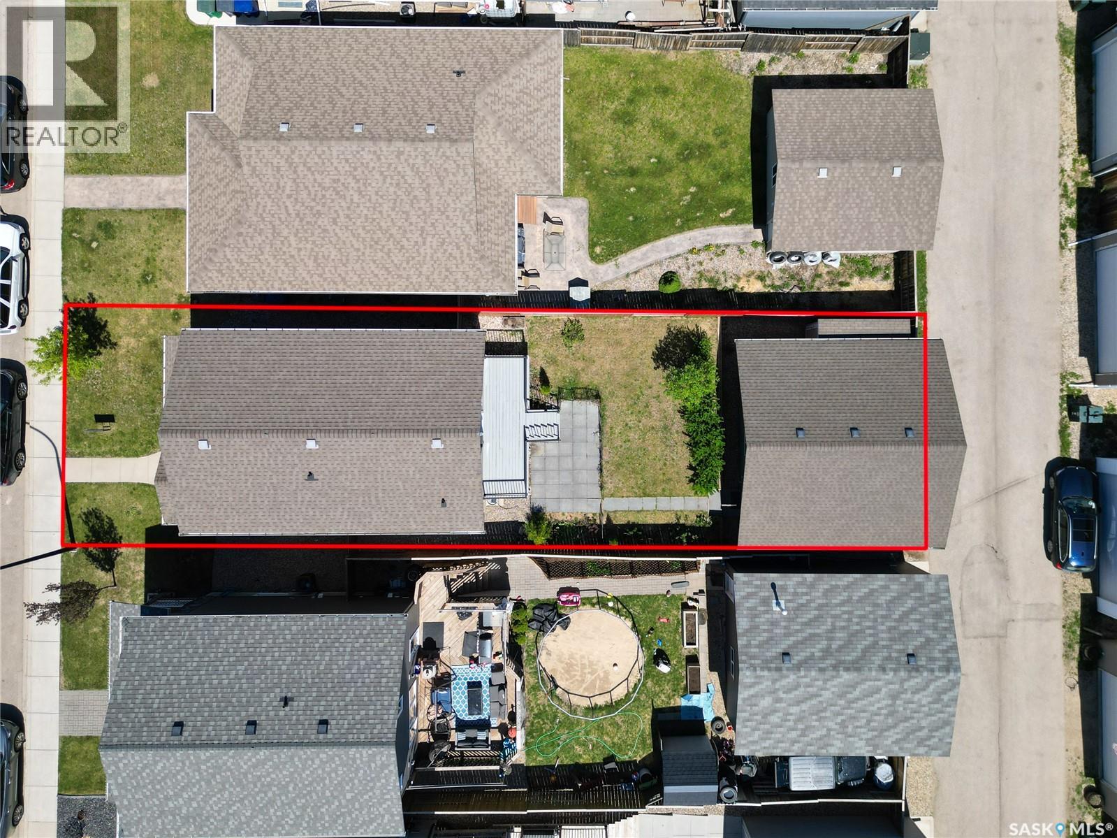 242 Geary CRESCENT - 40