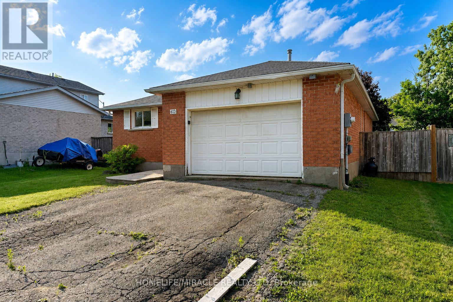 613 CANFIELD PLACE - 2