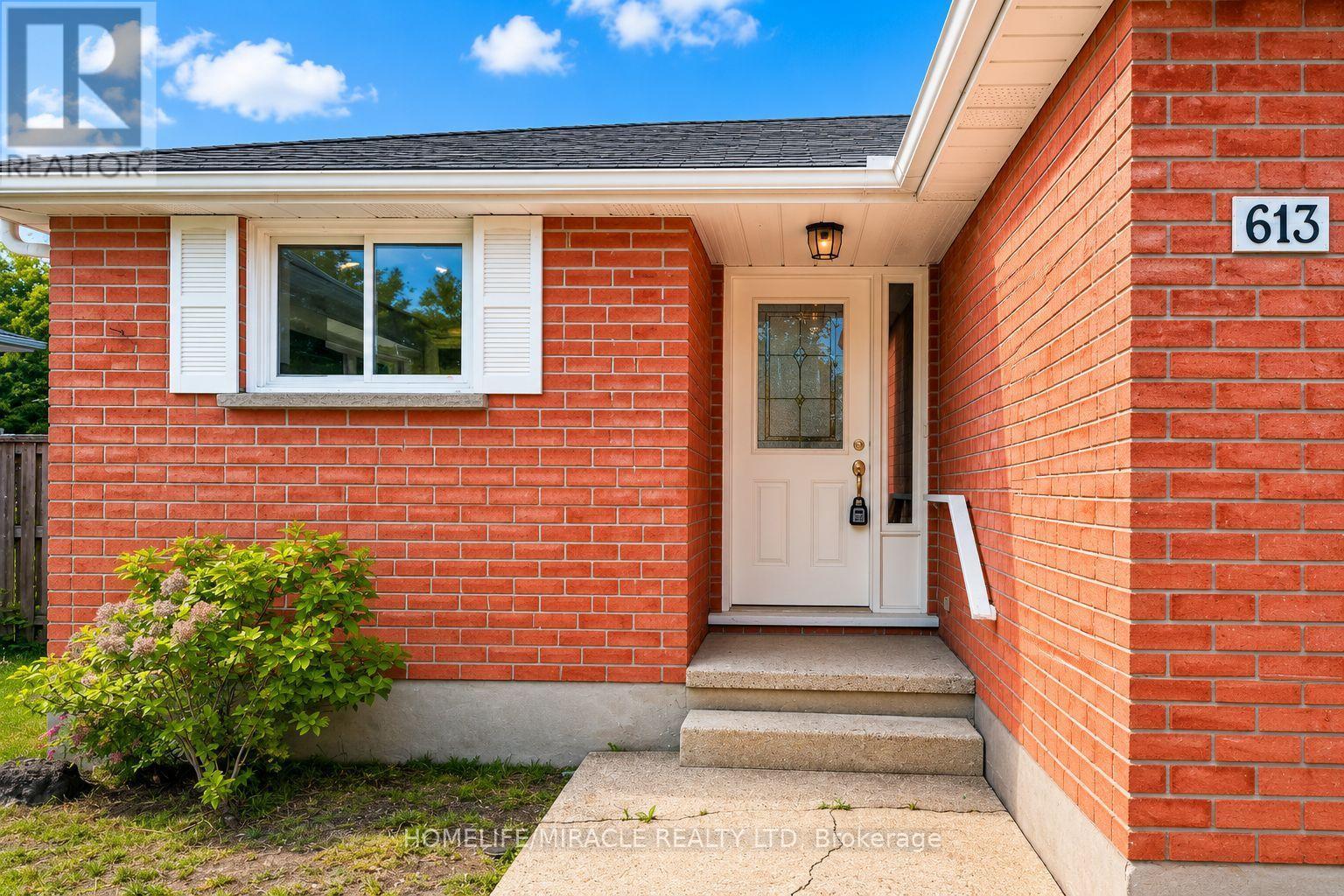 613 CANFIELD PLACE - 3