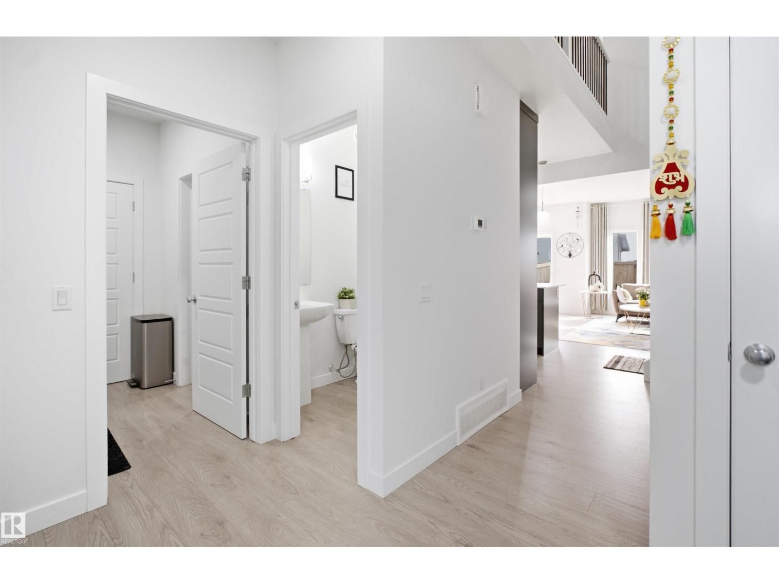 2508 193 ST NW - 18