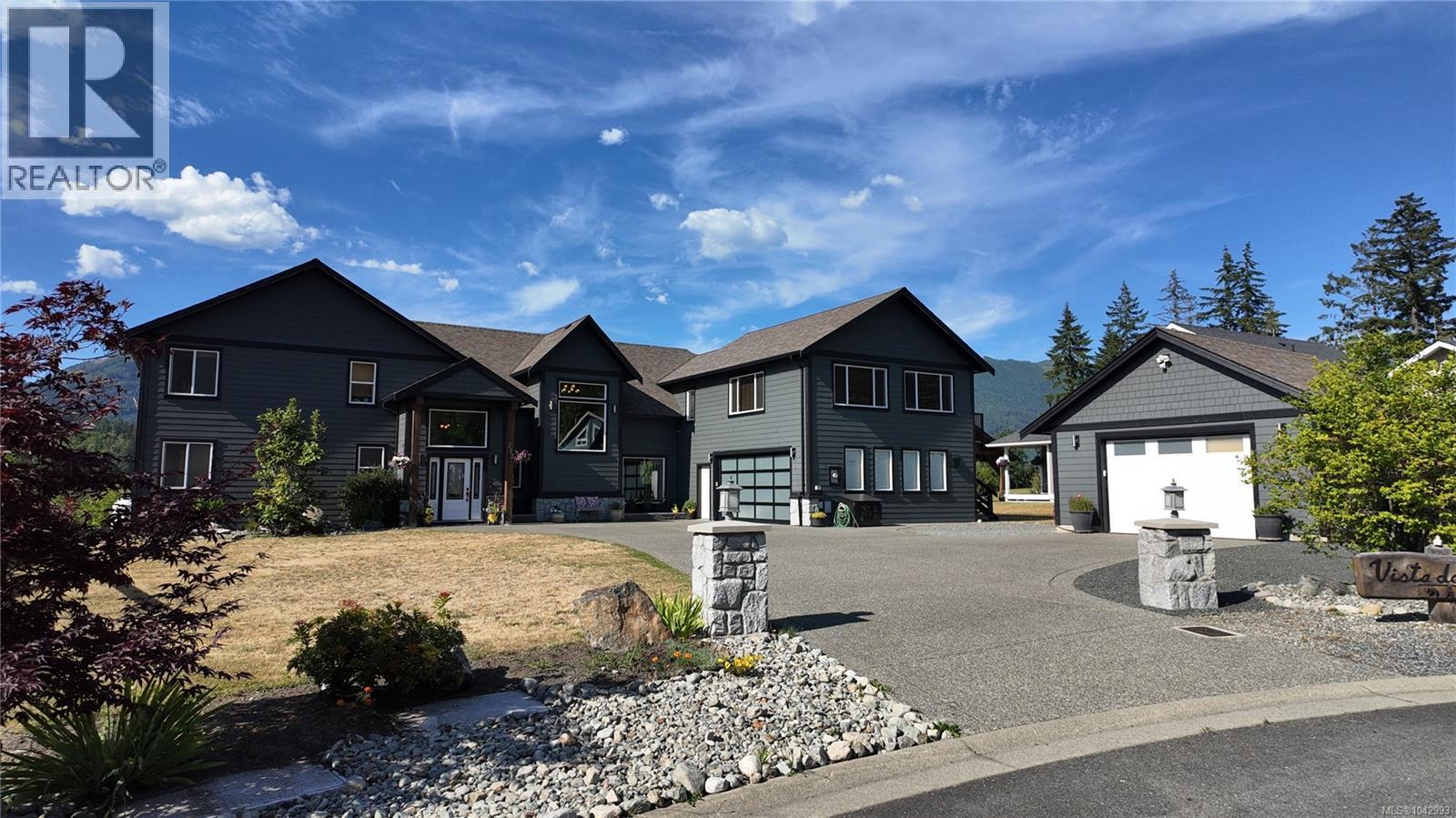 213 Tal Cres - 12