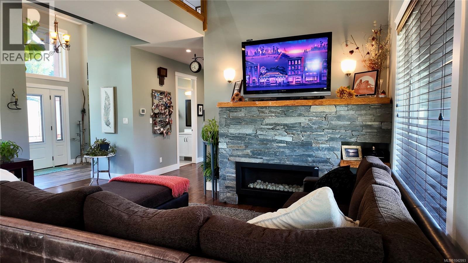 213 Tal Cres - 27
