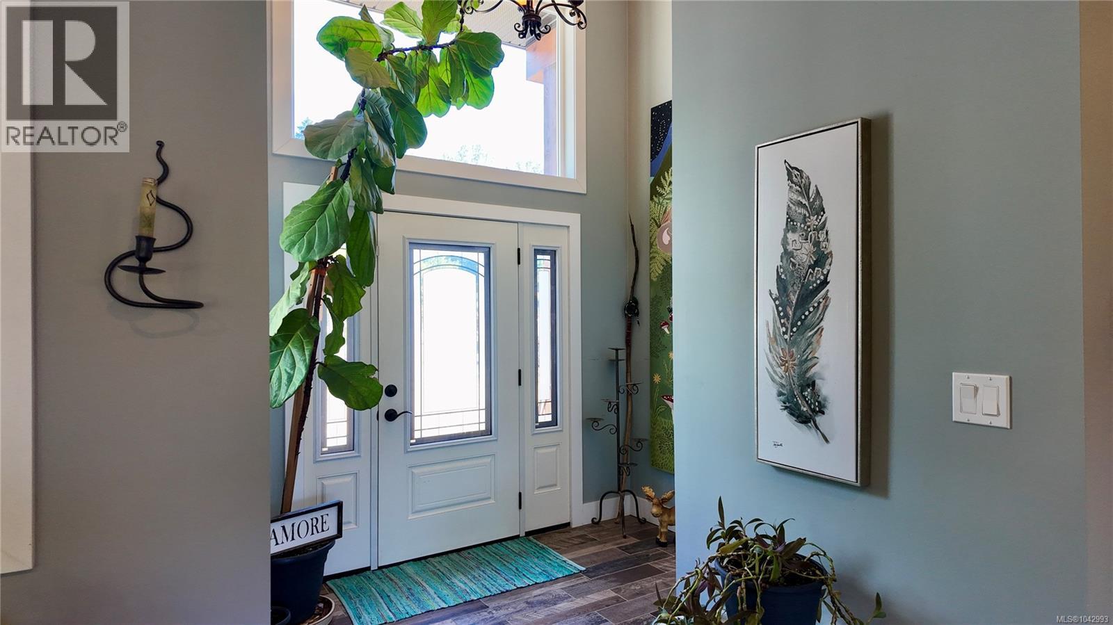 213 Tal Cres - 24
