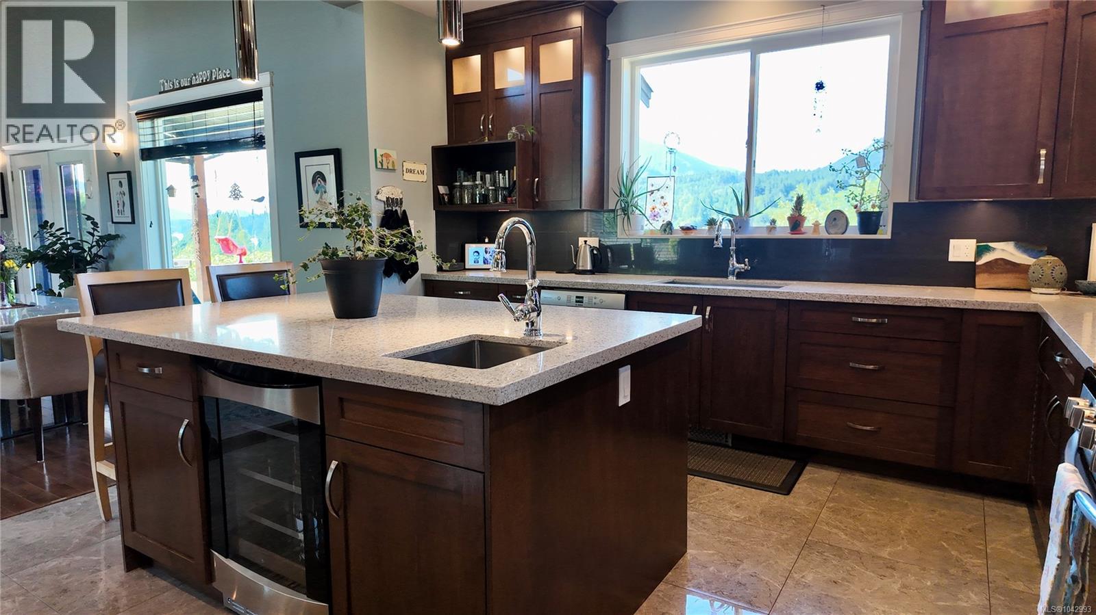 213 Tal Cres - 4