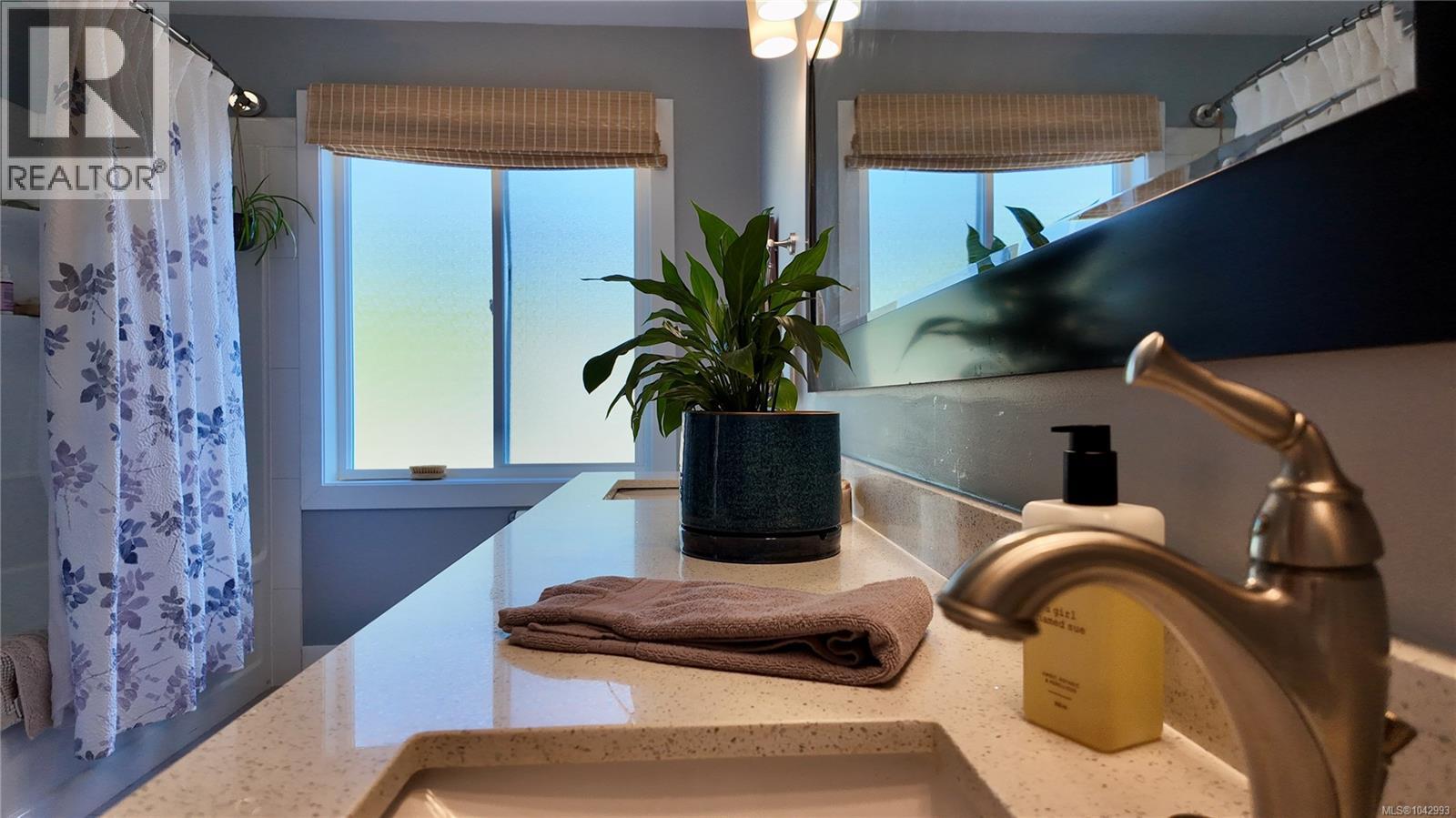 213 Tal Cres - 70