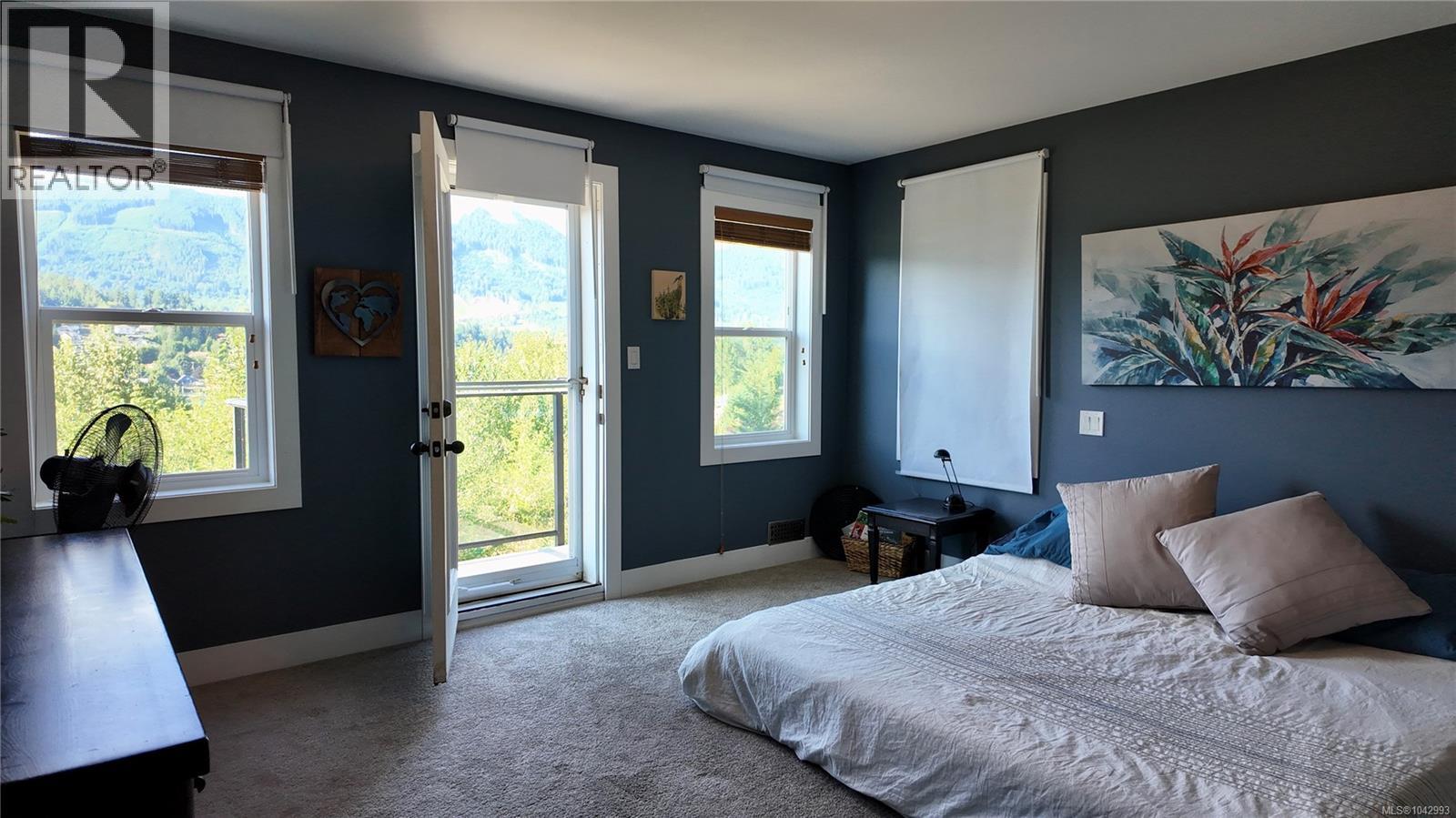 213 Tal Cres - 74