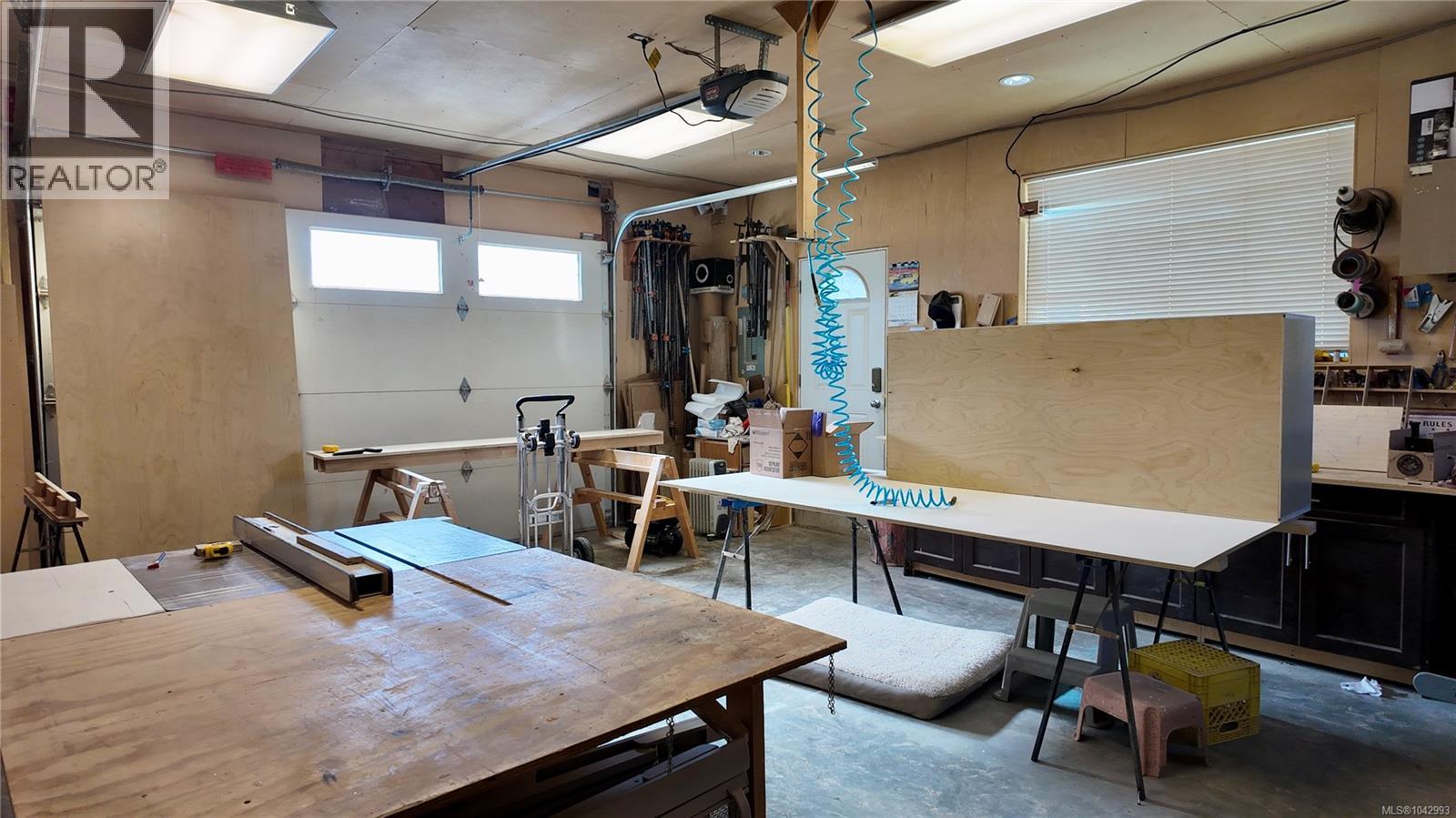 213 Tal Cres - 90
