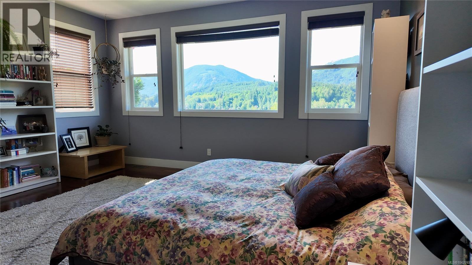 213 Tal Cres - 48