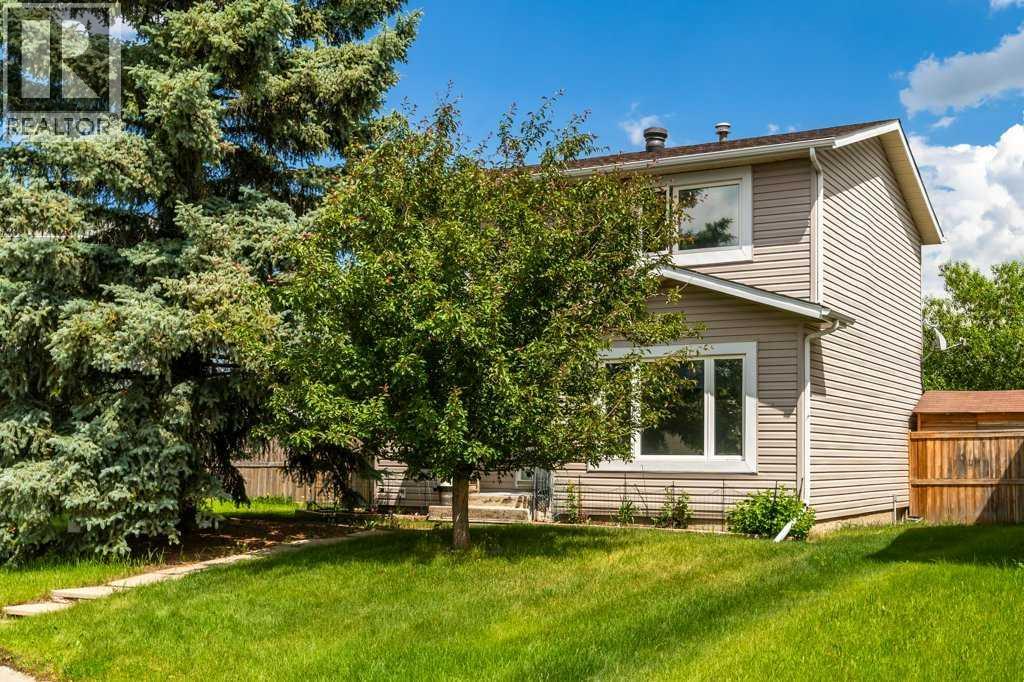 88 Faldale Close NE - 1