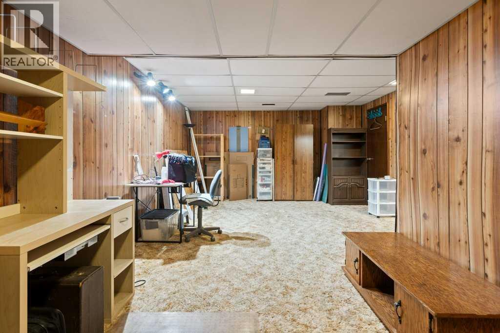88 Faldale Close NE - 21