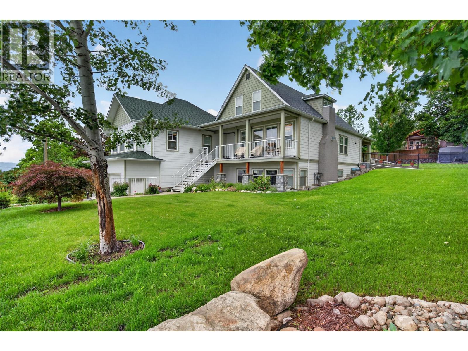 2901 23 Street - 6
