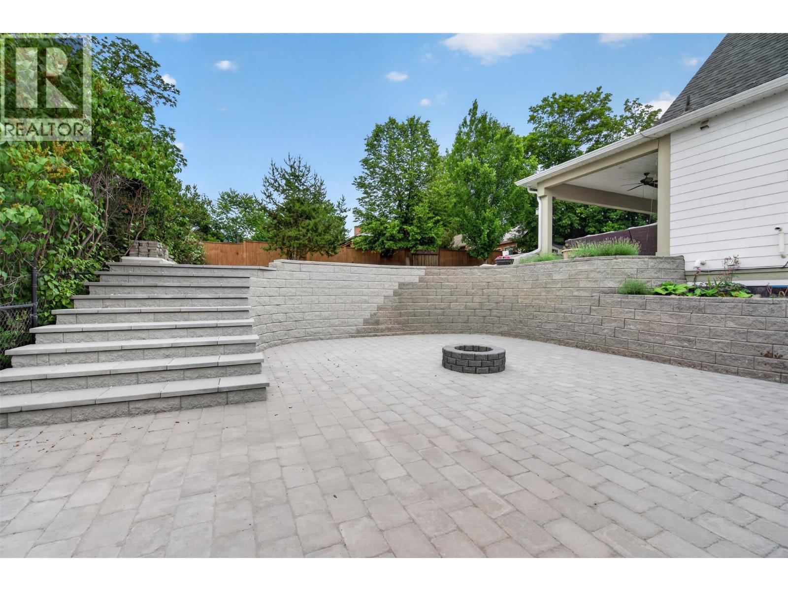 2901 23 Street - 16